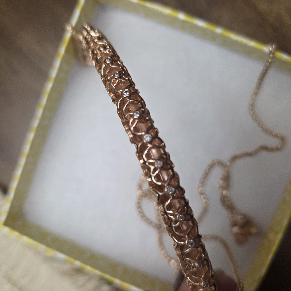 Kendra Scott Rose Gold Floral Necklace